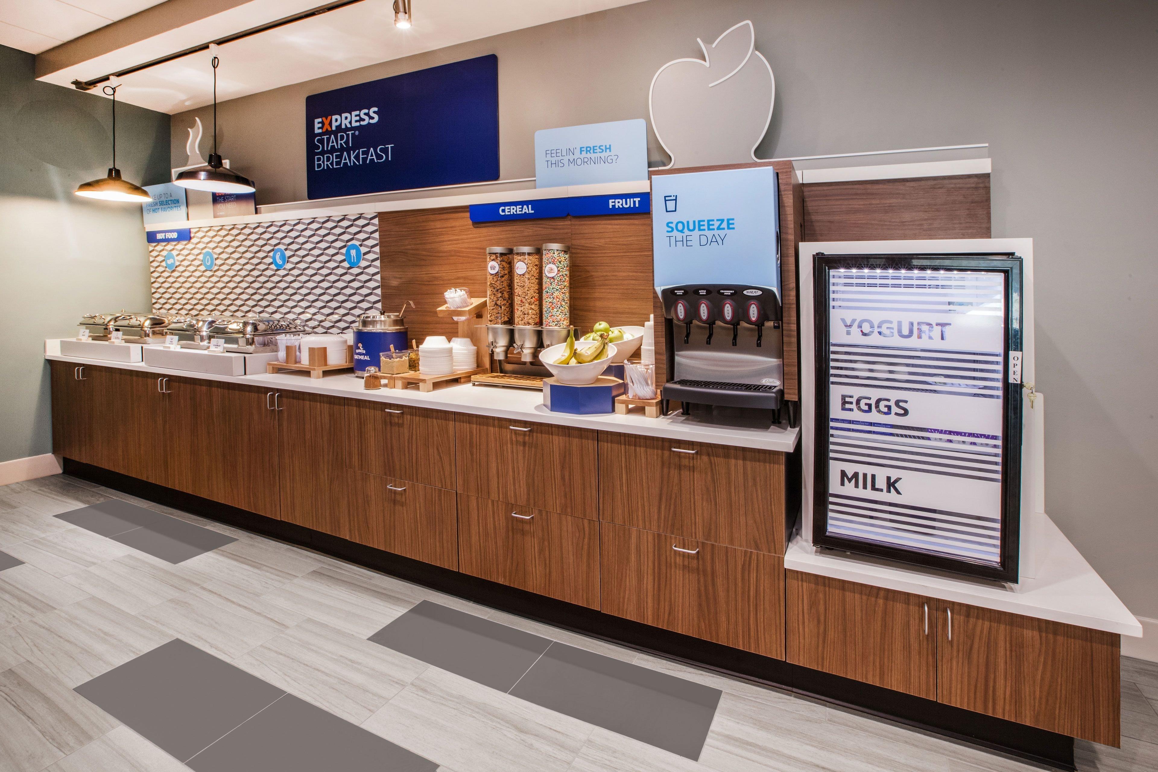 Holiday Inn Express & Suites - Smithfield/Selma By Ihg Екстериор снимка