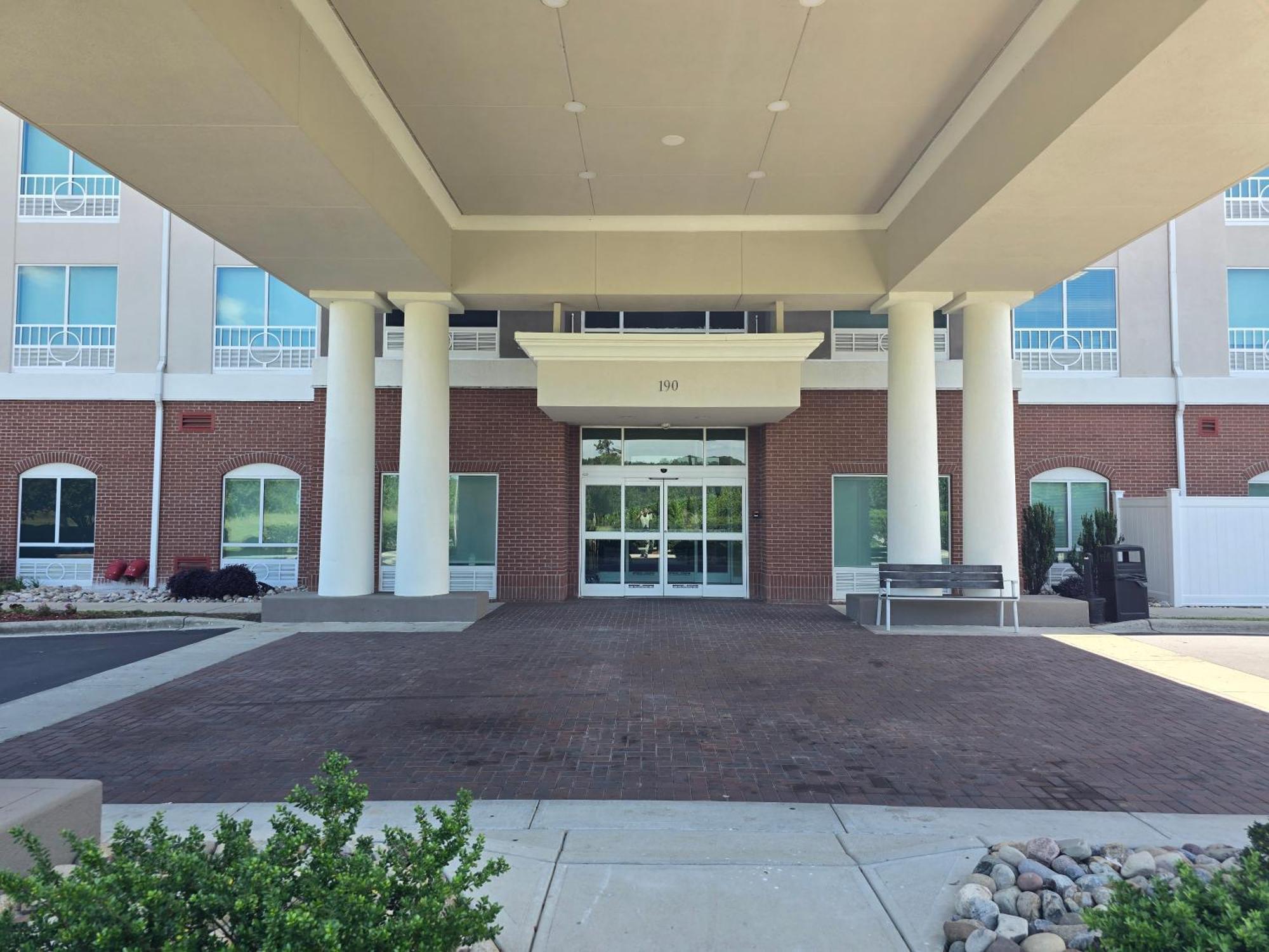 Holiday Inn Express & Suites - Smithfield/Selma By Ihg Екстериор снимка