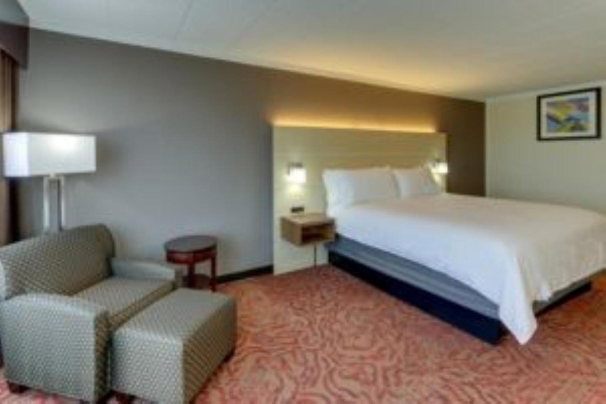 Holiday Inn Express & Suites - Smithfield/Selma By Ihg Екстериор снимка